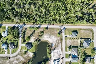 4009 NE 22nd Pl, Cape Coral, FL 33909 - Photo 13