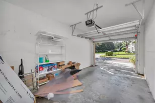 2847 Metro Sevilla Dr, Orlando, FL 32835 - Photo 29