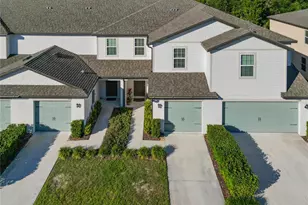 1592 Wynford Cir, Tavares, FL 32778 - Photo 3