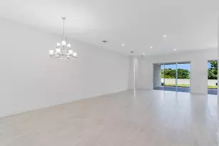 863 Arbor Green Trail, Saint Cloud, FL 34771 - Photo 9