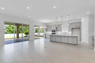 863 Arbor Green Trail, Saint Cloud, FL 34771 - Photo 13