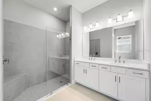 919 Tassleflower Trl, Saint Cloud, FL 34771 - Photo 17
