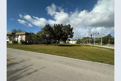 1830 Maravilla Avenue #413, Fort Myers, FL 33901 - Photo 55