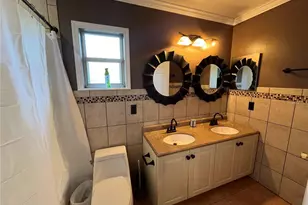 810 E Yorkshire Dr, Deland, FL 32724 - Photo 13