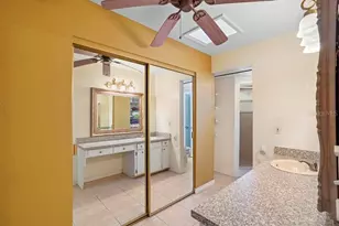 5027 Jamaica Cir, Orlando, FL 32808 - Photo 17