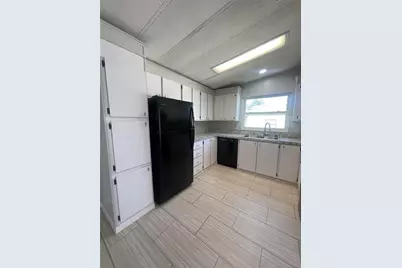 3145 Hidden Lake Drive, Wesley Chapel, FL 33543 - Photo 9