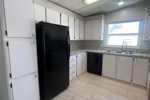 3145 Hidden Lake Dr, Wesley Chapel, FL 33543 - Photo 9