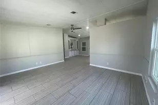3145 Hidden Lake Dr, Wesley Chapel, FL 33543 - Photo 9