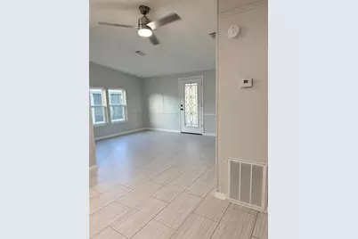 3145 Hidden Lake Drive, Wesley Chapel, FL 33543 - Photo 7