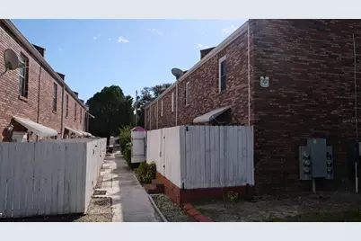 5850 Cypress Gardens Boulevard #304, Winter Haven, FL 33884 - Photo 5