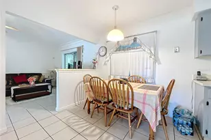 117 Red Rose Cir, Orlando, FL 32835 - Photo 11