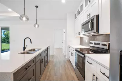 24510 Kingsway Circle, Punta Gorda, FL 33983 - Photo 19