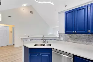 3433 Soho St, Orlando, FL 32835 - Photo 9