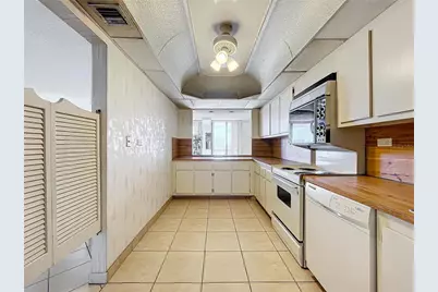 20225 NE 34th Court #817, Miami, FL 33180 - Photo 13