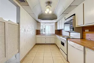 20225 NE 34th Ct, Miami, FL 33180 - Photo 13