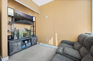 150 E Robinson St, Orlando, FL 32801 - Photo 17