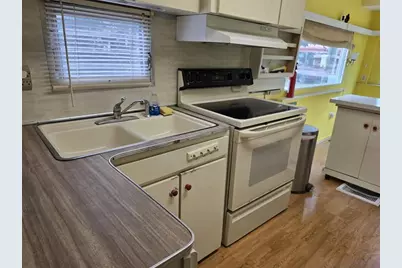 4293 County Road 136, Wildwood, FL 34785 - Photo 11