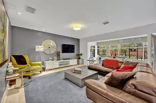 1901 Lake Sue Dr, Orlando, FL 32803 - Photo 3