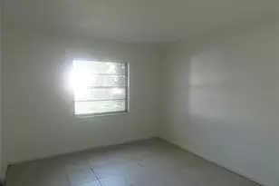 1307 Cook St, Deland, FL 32724 - Photo 9