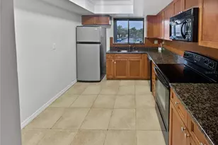 705 S Village Dr N, Saint Petersburg, FL 33716 - Photo 15