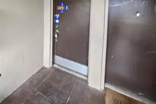 705 S Village Dr N, Saint Petersburg, FL 33716 - Photo 9