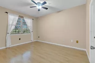 6663 Queens Borough Ave, Orlando, FL 32835 - Photo 13