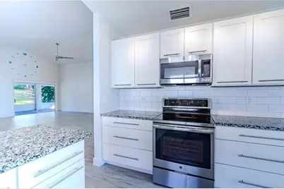 3667 Kingswood Court, Clermont, FL 34711 - Photo 7