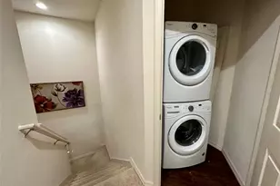 3208 Oyster Ln, Kissimmee, FL 34747 - Photo 7