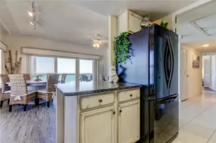 880 Mandalay Ave, Clearwater Beach, FL 33767 - Photo 9