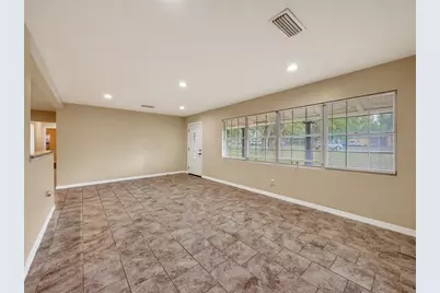 176 E Grandbend Avenue, Lake Mary, FL 32746 - Photo 5