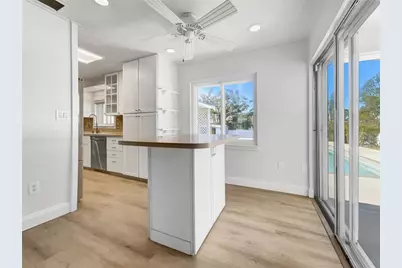 7326 Shepherd Street, Sarasota, FL 34243 - Photo 9