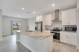 2011 Begonia Way, Kissimmee, FL 34759 - Photo 3