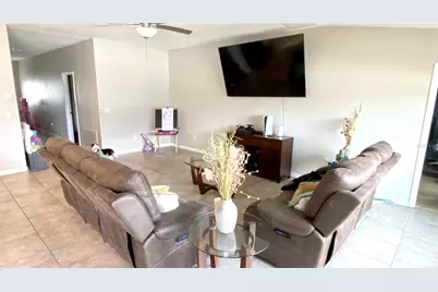 39567 Dawson Chase Drive, Zephyrhills, FL 33540 - Photo 7