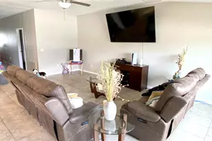 39567 Dawson Chase Dr, Zephyrhills, FL 33540 - Photo 7