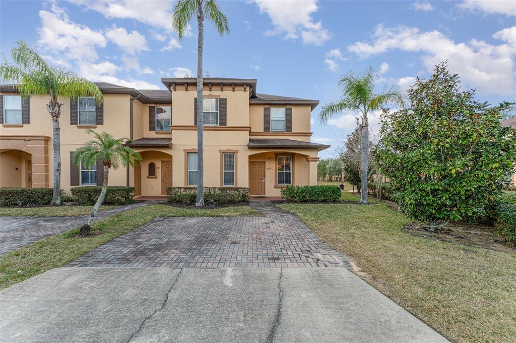 2153 Calabria Ave main architectural view