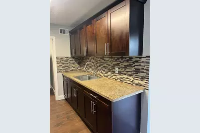 1315 Carlsbad Place, Orlando, FL 32808 - Photo 9