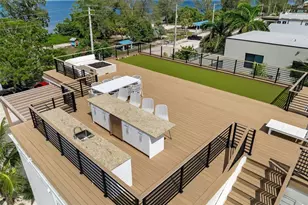 415 N Bay Blvd, Anna Maria, FL 34216 - Photo 3