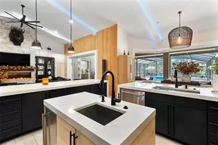 1384 E Lakeshore Blvd, Kissimmee, FL 34744 - Photo 21