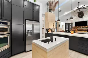 1384 E Lakeshore Blvd, Kissimmee, FL 34744 - Photo 23