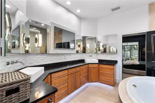 1384 E Lakeshore Blvd, Kissimmee, FL 34744 - Photo 53