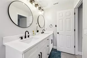 304 Dover St, Orlando, FL 32811 - Photo 21