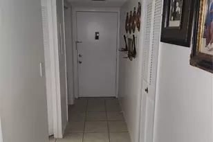 333 Lake Howard Dr NW, Winter Haven, FL 33880 - Photo 9