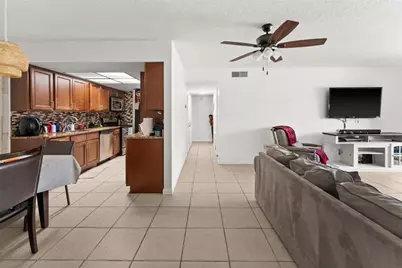 5201 Vineland Road #112, Orlando, FL 32811 - Photo 3