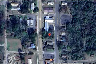 5279 Brown St, Graceville, FL 32440 - Photo 9