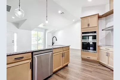 10012 Silver Bluff Drive, Leesburg, FL 34788 - Photo 13