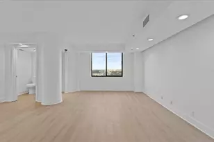 400 E Colonial Dr, Orlando, FL 32803 - Photo 9