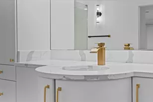 400 E Colonial Dr, Orlando, FL 32803 - Photo 25