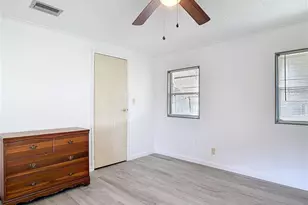 804 Swallow Ln, Osteen, FL 32764 - Photo 17