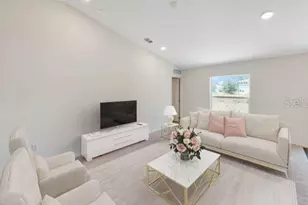 137 Maple Dr W, Kissimmee, FL 34759 - Photo 15