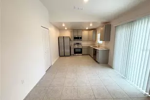 137 Maple Dr W, Kissimmee, FL 34759 - Photo 7